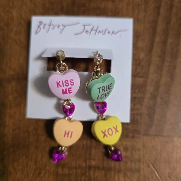 Betsey Johnson Candy Heart Earrings - Picture 1 of 2